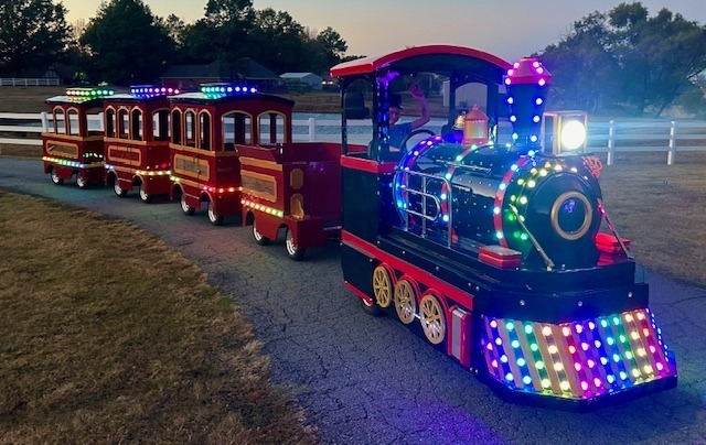 465609294 1063945609071150 613692313125485819 n Trackless Train Rental in Pryor, OK