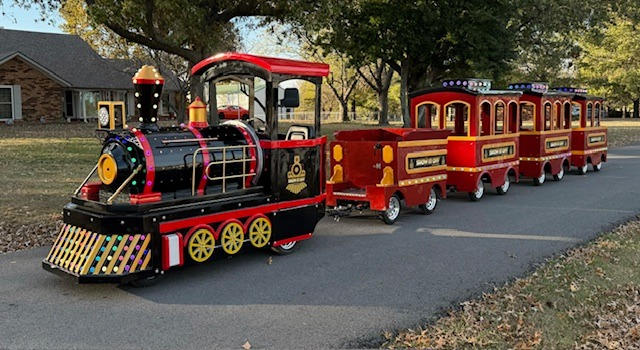 467658695 6658429693804 3024381427176461427 n Trackless Train Rental in Pryor, OK